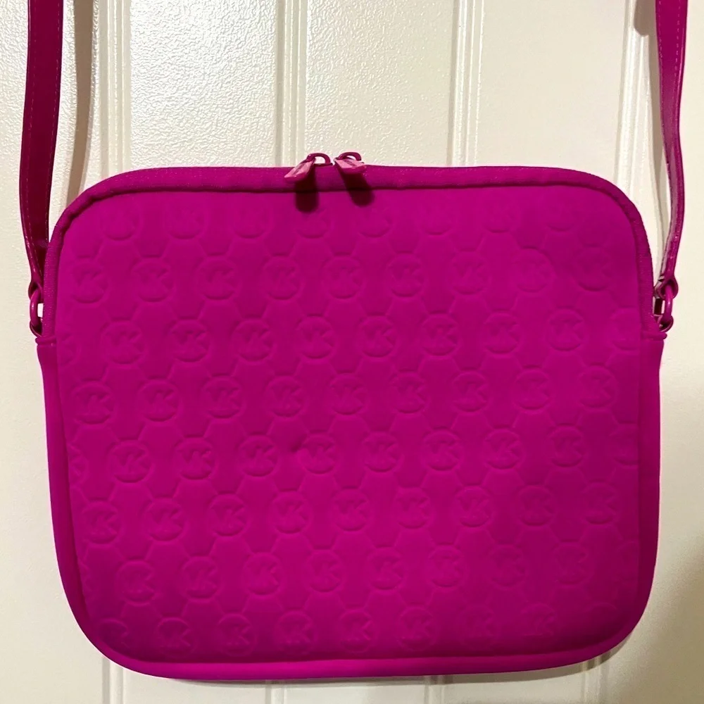 MICHAEL Michael Kors IPad/Tablet/Mini Laptop Neoprene Pink Crossbody Bag